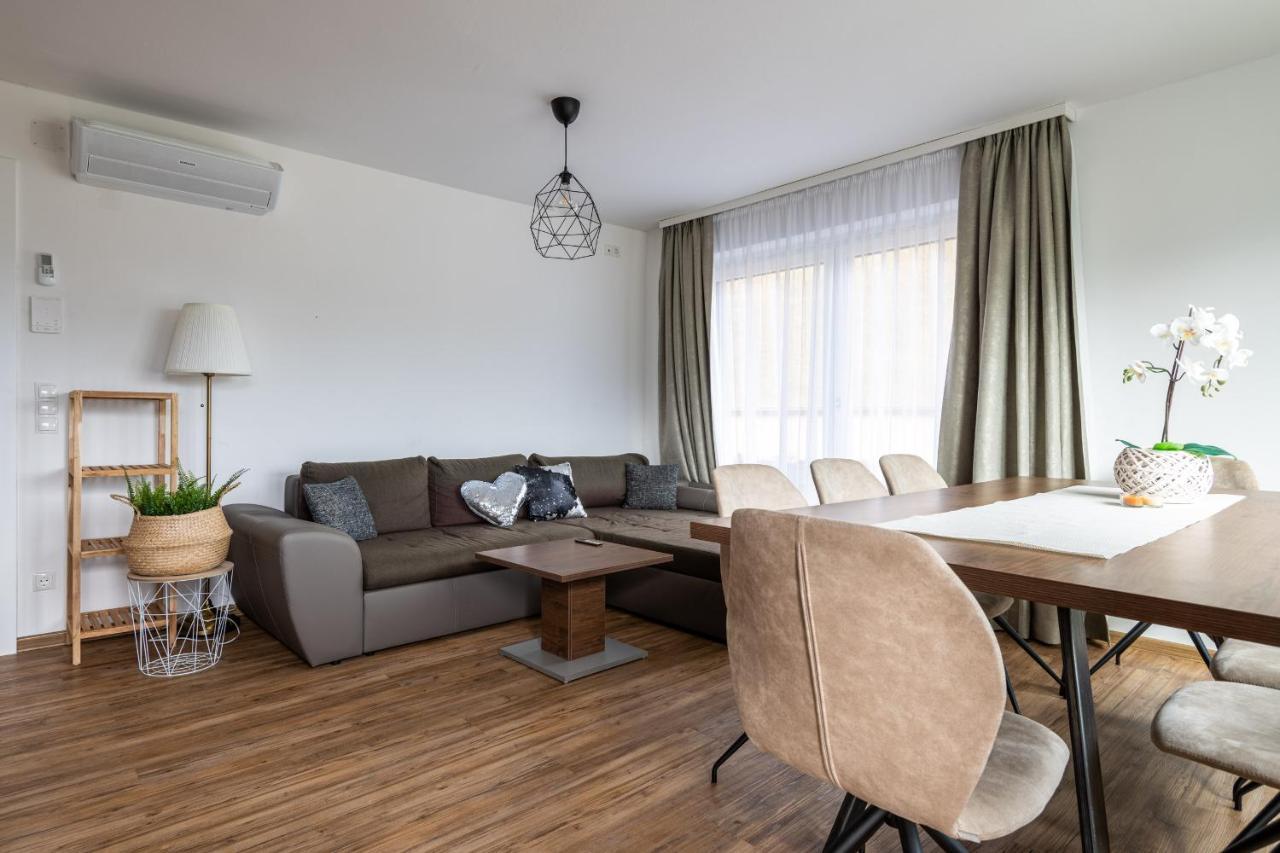 Amelies Mountain View Apartment Kaprun Exterior photo