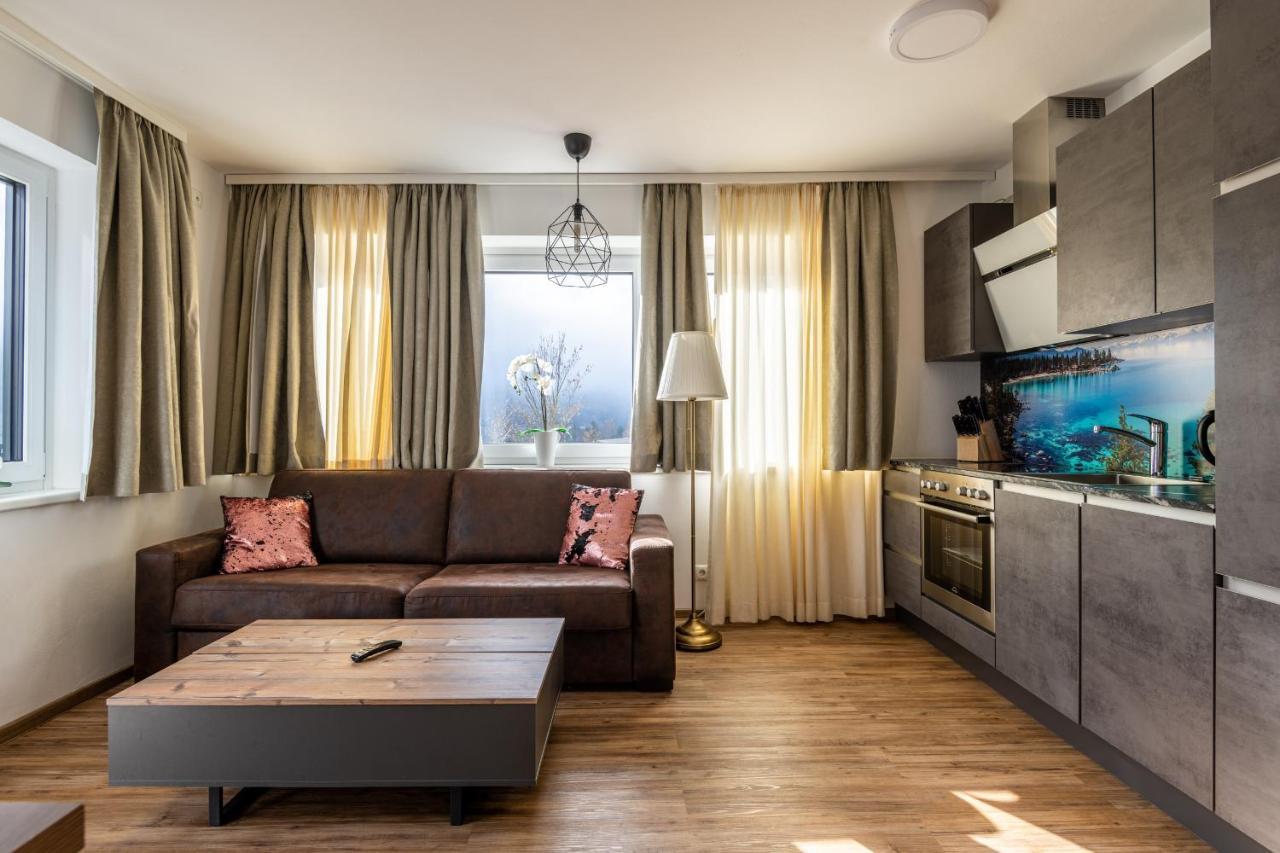 Amelies Mountain View Apartment Kaprun Exterior photo